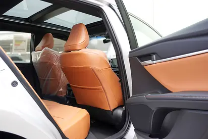 2025 Toyota CAMRY 照片 12