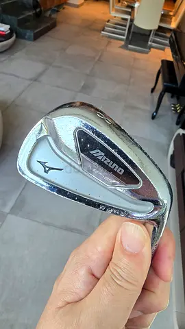 Set of Great Five Steel Mizuno Irons (4, 5, 8, 9 and PW)