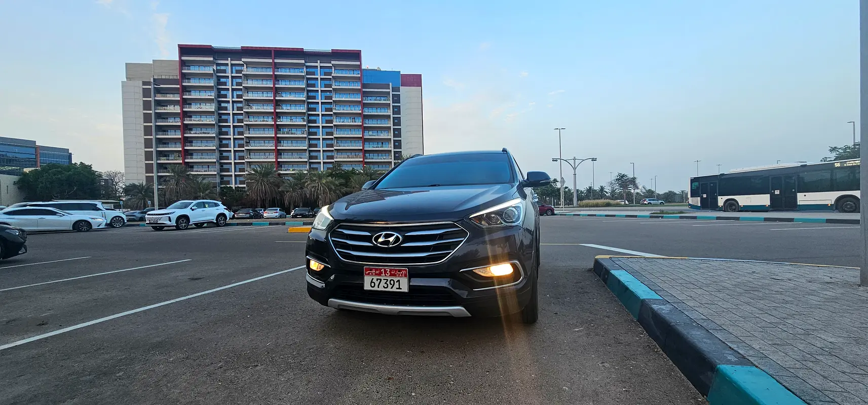 Hyundai Santa Fe 2018 — photo 1 of 13