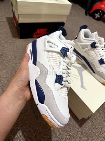 Jordan 4 SB Navy Size 9.5US