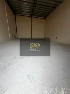 A distinctive showroom available for all commercial activities / Electricity 25 / Close to main road