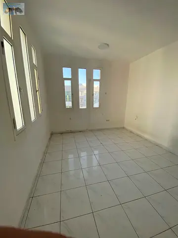 **2-Bedroom Apartment for Rent – Ajman | Khalifa Street (Prime Location)** A spacious 2-bedroom apartment with a hall is available for annual rent in