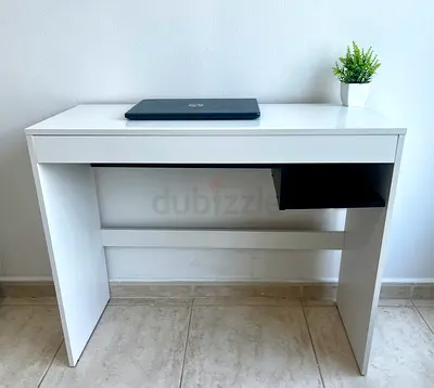 COMPACT HOME OFFICE DESK (WHITE)