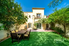 Exclusive | Fully Upgraded | Park View
