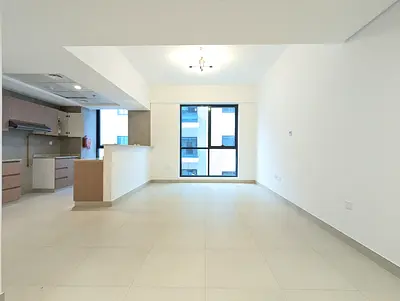 Spacious 2BR Apartment | Balcony | Open Kitchen | Jumeirah Garden City Satwa