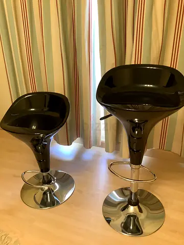 Bar stool