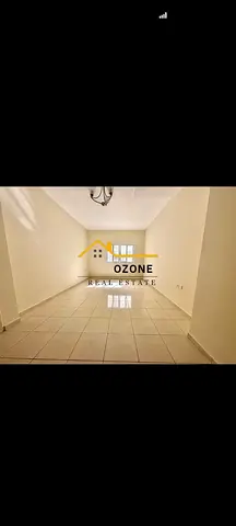 No Cash Deposit //Family Studio for Rent with parking // Near to park and mosque