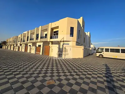 🏡 Elegant Townhouse for Sale in Ajman – Modern Design with Super Deluxe Finishes! 🏡 ✨