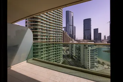 √Stunning Sea Views | Prime Location | Furnished√