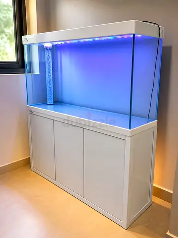 FISH AQUARIUM WITH FILTER