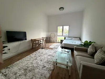 Furnished Studio | Renovated | Near to Metro