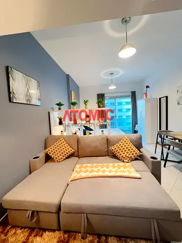 CHILLER FREE ! FURNISHED WITH BALCONY ! NEAR METRO AND BEACH