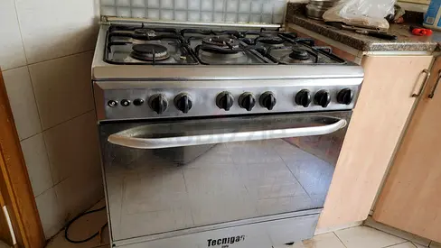 🔥 Tecnigas Italy 5-Burner Gas Range with Oven — FOR SALE | SHARJAH MAHATTA 🔥