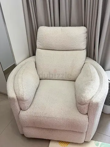 Cream boucle recliner armchair - comfortable single seat