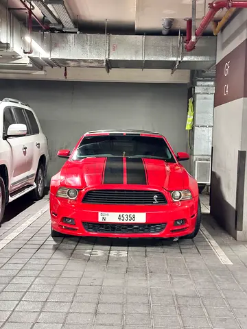2014 Ford Mustang V6 - sport car