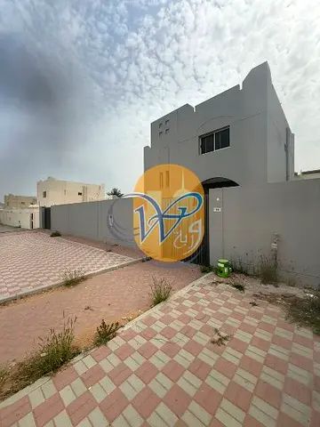 Spacious 4-Bedroom Villa for Rent in Al Dhait