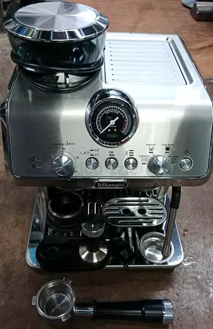 Delonghi La Specialista Arte Evo EC9255.M Espresso Cold Brew Coffee Machine