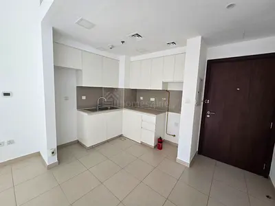 1BR Corner Unit | Prime Location | Vacant Soon
