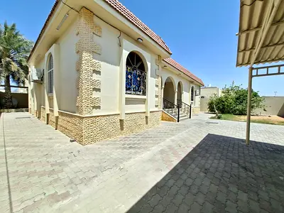 Hote offer 4 Badroom villa single alone in darari area price 110k