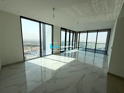 Negotiable | High-Floor 4BR Apartment | Corner Layout | Multiple Skyline Views