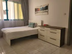 Fully Furnished Single Room in Mankhool for Female