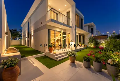 Available Now | Multiple Cheques | Garden Suite