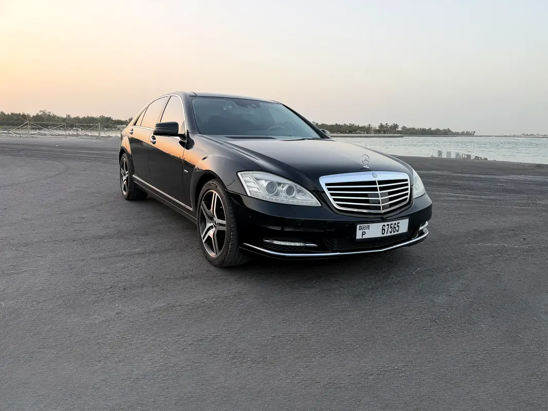 Mercedes-Benz S-Class 2011 — photo 1 of 13