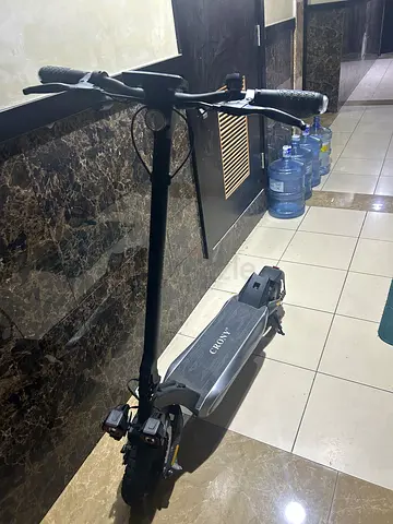 E-Scooter for Adults, 70KM/H Max Speed, 45-55KM Range, 10 Tires, 48V18A Battery, Dual Susp