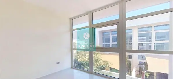 3BR Villa | Vardon DAMAC Hills 2 | Community & City View
