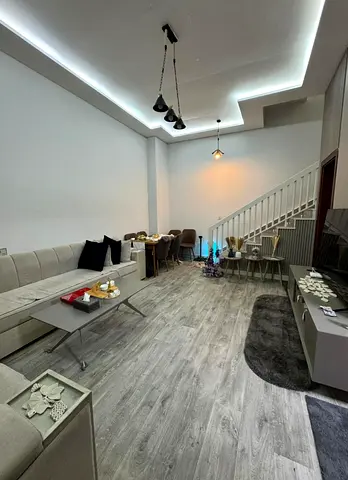 Property Description (English): Don’t miss out on this premium living experience in Al Zahia, Ajman! A beautifully furnishe