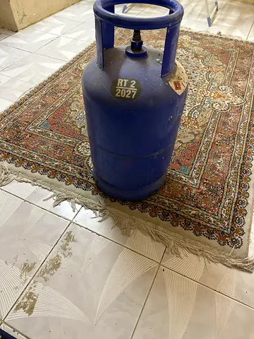 Gas cylinder