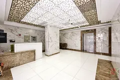 One Month Rent Free-Spacious 2 BR Flat