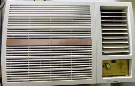 1.5 Ton window air conditioner unit (working) - Super General
