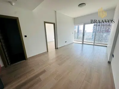 BRIGHT AND SPACIOUS | OPEN SPACE VIEW | ELEGANT