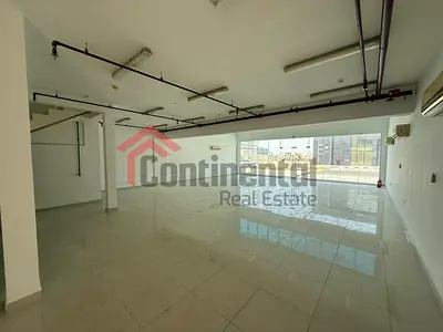 معرض للإيجار | 3,400 قدم | الصناعية 18