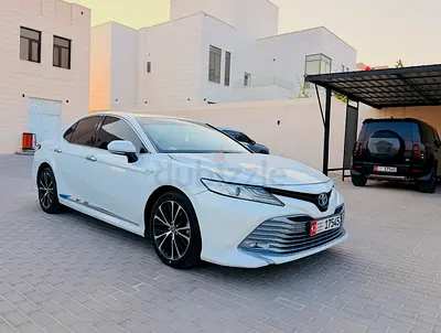 Toyota Camry 2019 | hybrid |GCC spec | 110000 km