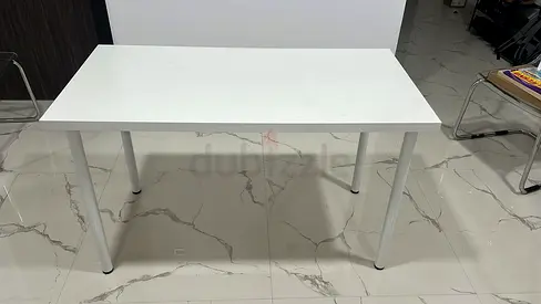 Desk white