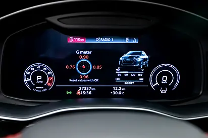 صورة 8 لـ 2023 AUDI RS Q8