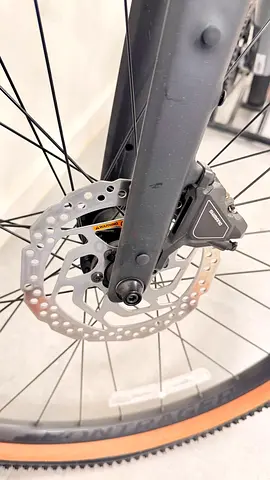Hybrid/Commuter Bike with Disc Brakes - Front Wheel Detail