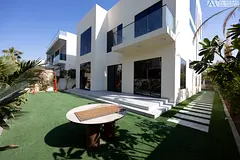 Contemporary Luxury 5 B/R Custom Villa for Rent in JVT