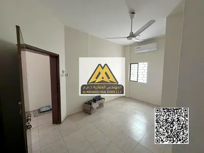 A well-sized studio apartment with a practical design, featuring a separate kitchen and a full hallway. Located in a prime location, second row from A
