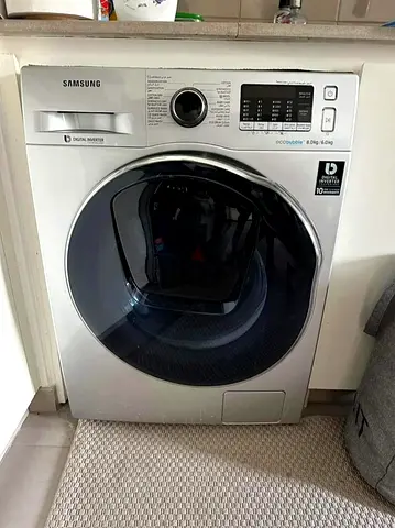 Samsung 2in1 Combo WasherDryer Mint Use 8-6KG Same As New