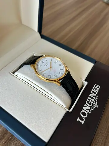 The Longines L4.759.2.11.2 (L47592112) quartz-powered wristwatch Longines Lyre collection.