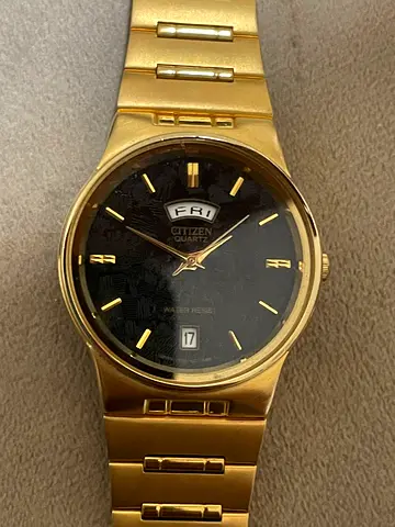 Gold-tone Citizen Quartz Mens Watch with Day-Date - Black Dial