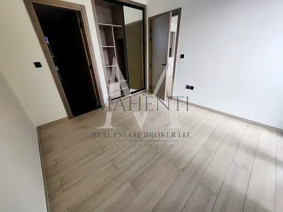 spacious size | open yard |Ready to movein