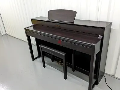 YAMAHA CLP-545 Rosewood Digital Piano