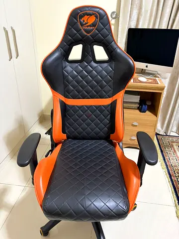 Cougar gaming chair - orange