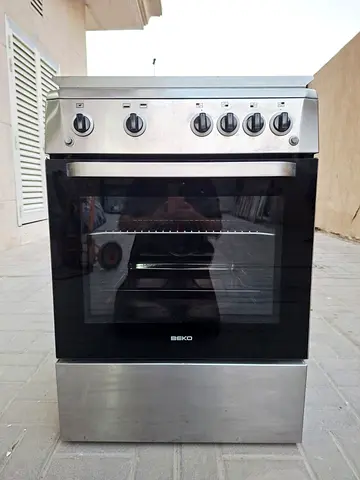 Perfect working, BEKO gas cooker, neatclean