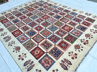 250 x 300 cm || Handmade Beige Bakhtiari Wool Carpet