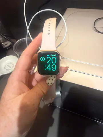 Apple Watch Series 5 (40mm) with Pink Sport Band - Good Condition